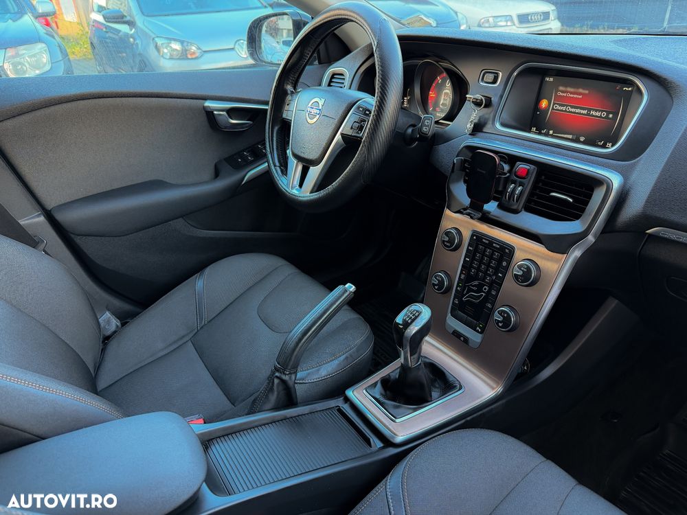 Volvo V40 - 8