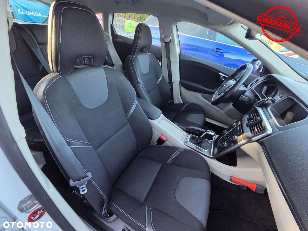 Volvo V40 D2 Drive-E Ocean Race - 18