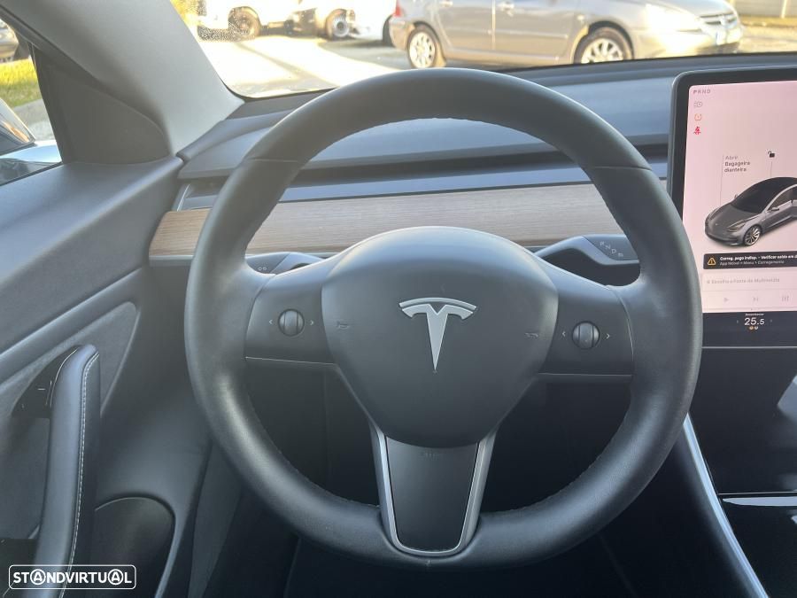Tesla Model 3 Long Range AWD Dual Motor - 24