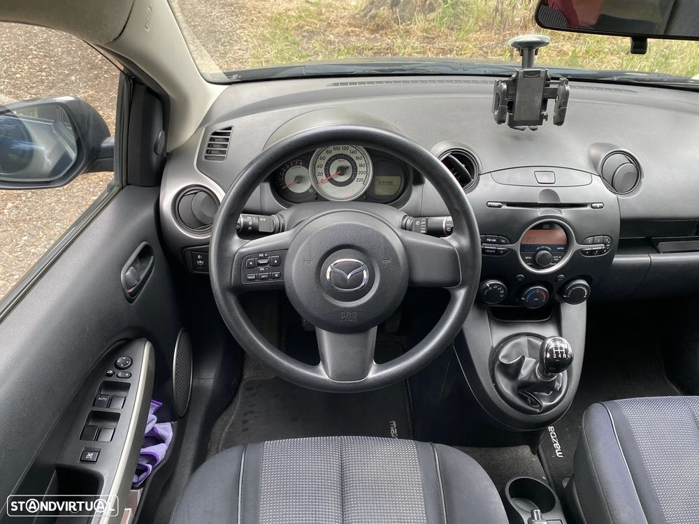 Mazda 2 1.3 MZR Exclusive - 40