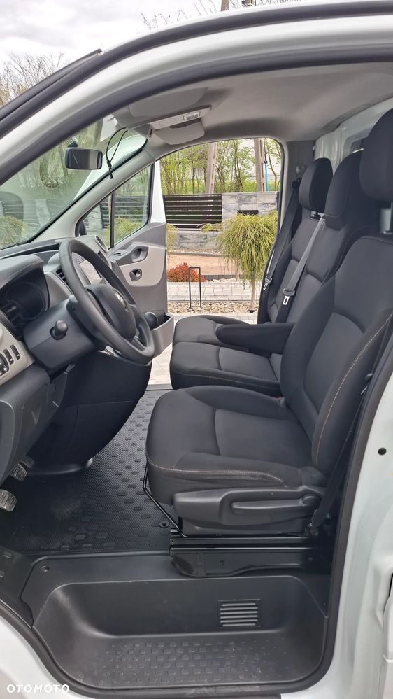 Renault Trafic - 17