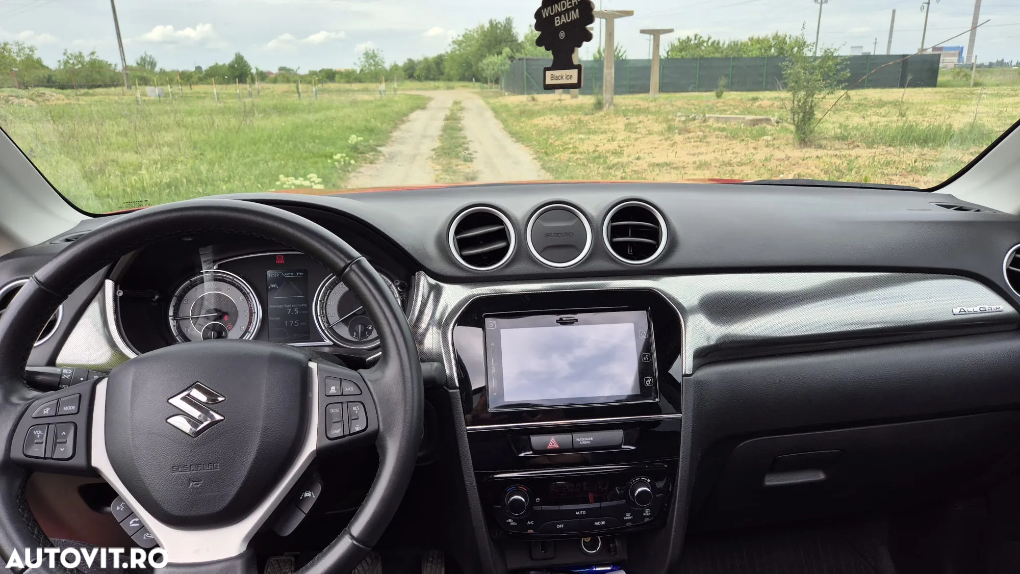 Suzuki Vitara - 7