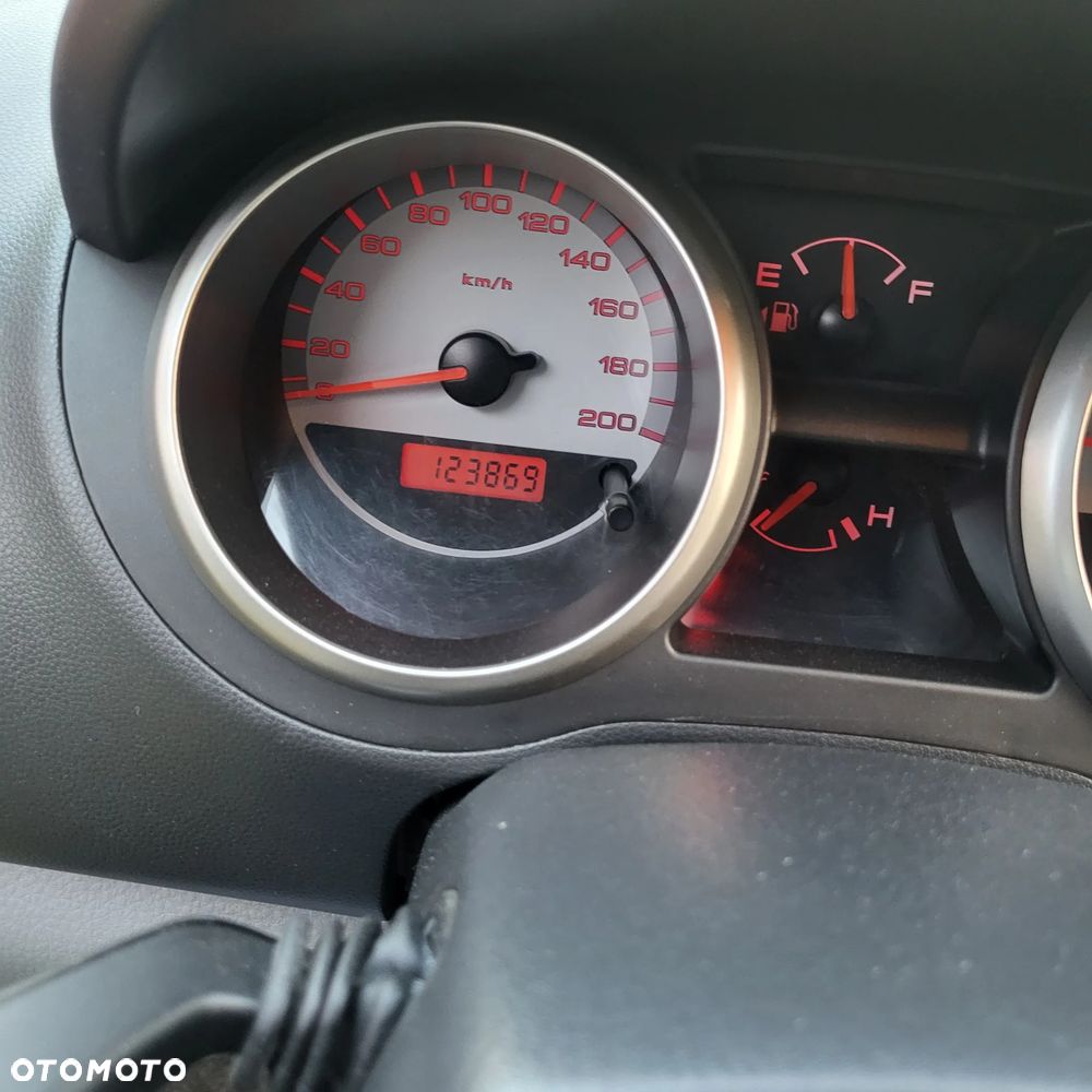 Subaru Justy - 11