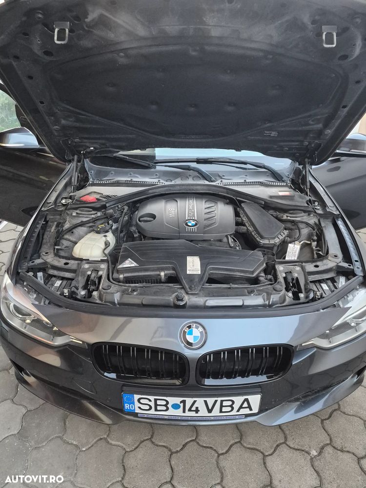 BMW Seria 3 320d - 14