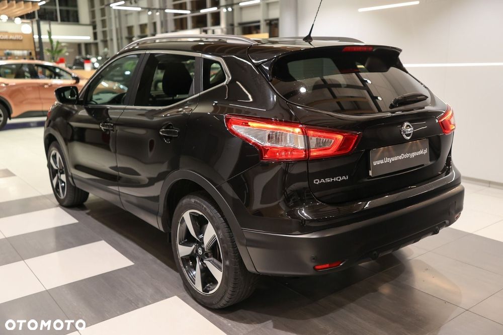 Nissan Qashqai - 4
