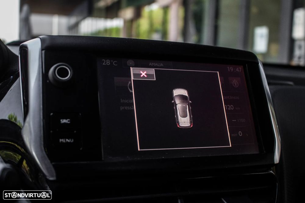 Peugeot 2008 1.2 PureTech Allure - 31