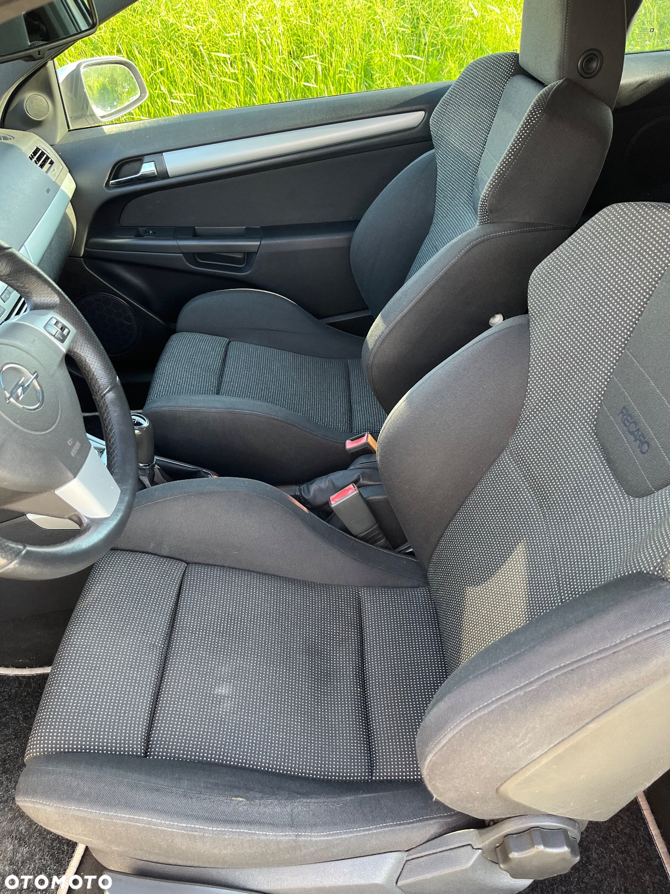Opel Astra III GTC 1.8 111 - 9