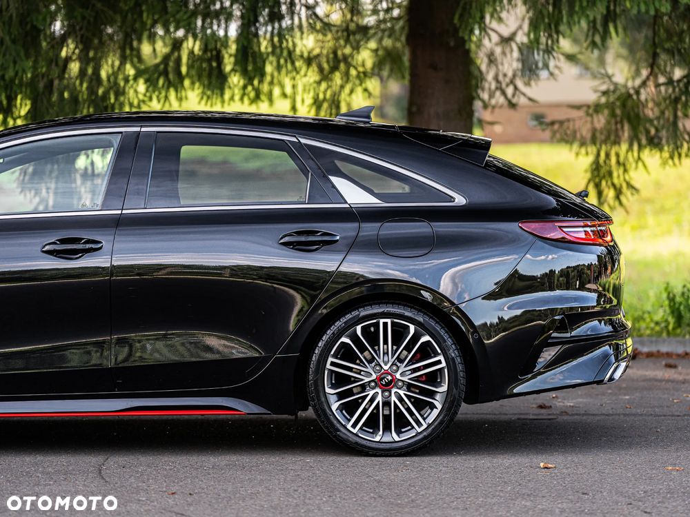 Kia ProCeed 1.6 T-GDI GT DCT - 9
