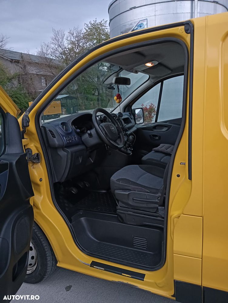 Opel Vivaro - 3