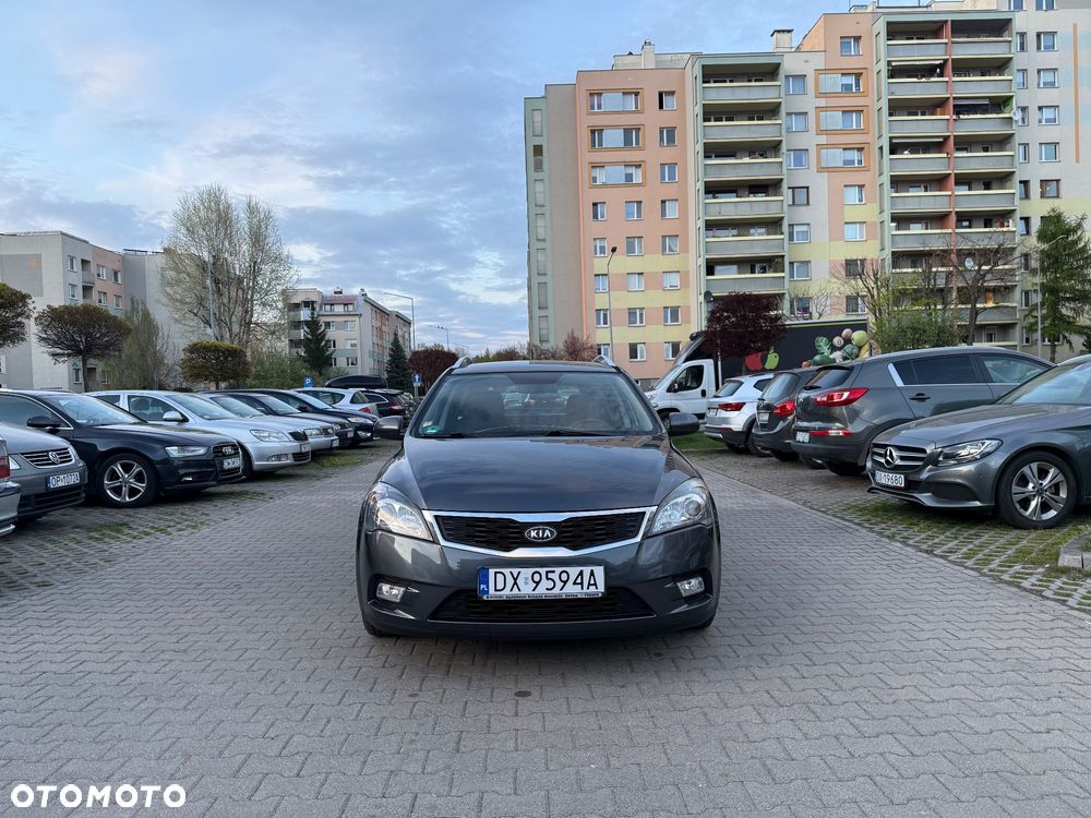 Kia Ceed 1.6 CVVT Dream-Team Edition - 19
