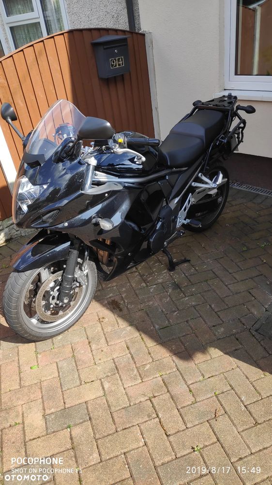 Suzuki GSX - 2