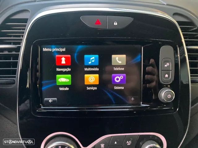 Renault Captur (ENERGY) TCe 90 BOSE EDITION - 25