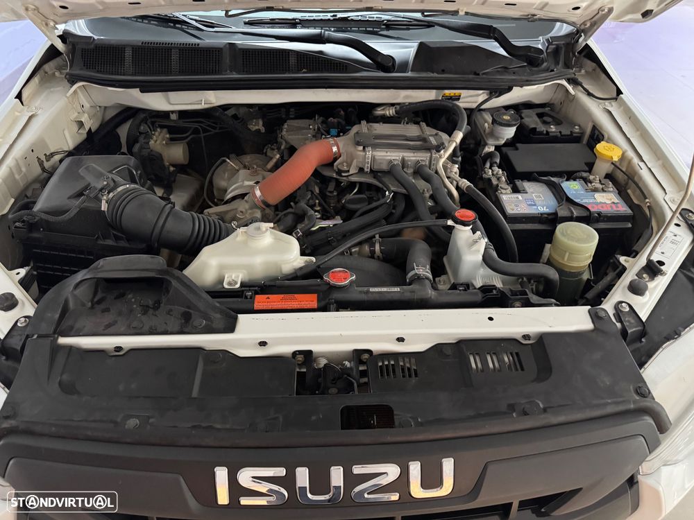 Isuzu D-MAX 1.9 DDi 4X4 IVA DEDUTÍVEL X-CAB LONG 3LUG. - 25