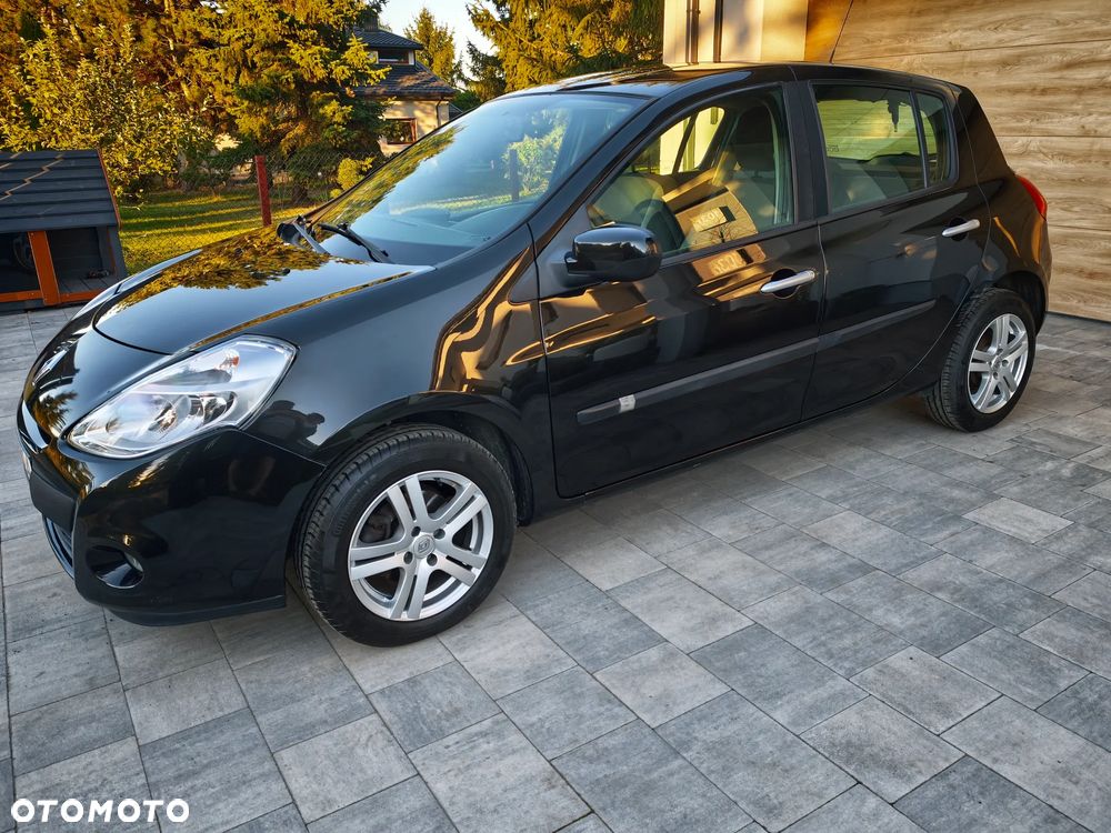 Renault Clio 1.2 16V Dynamique - 1