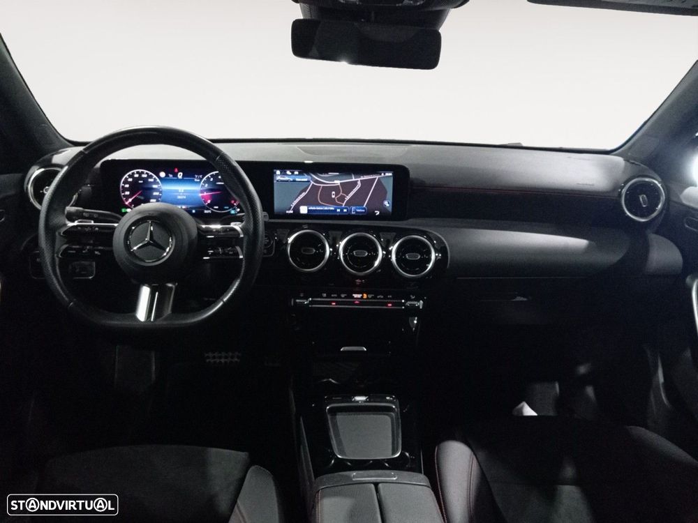 Mercedes-Benz A 200 - 10