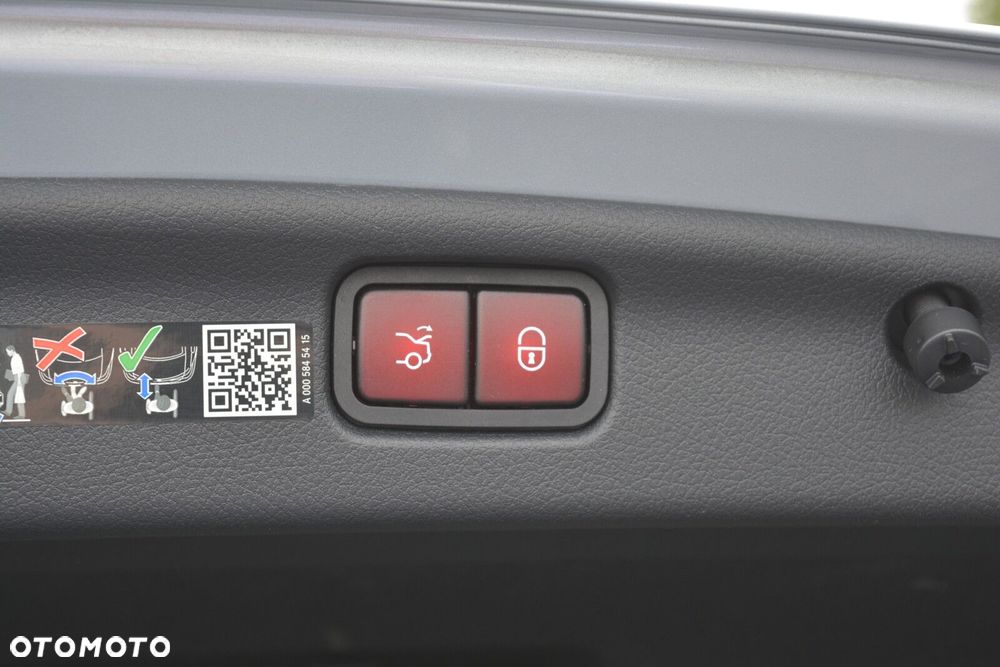 Mercedes-Benz Klasa C - 36