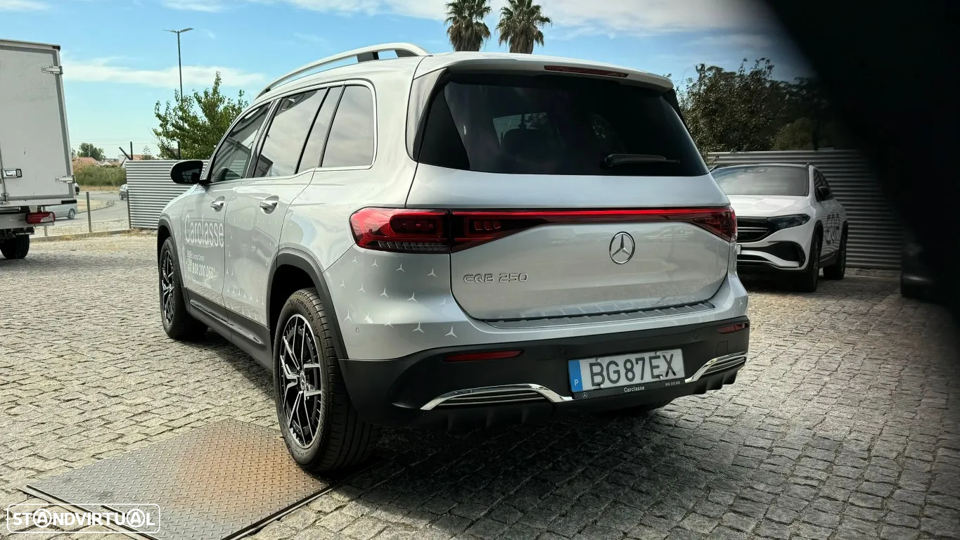 Mercedes-Benz EQB 250 AMG Line - 8