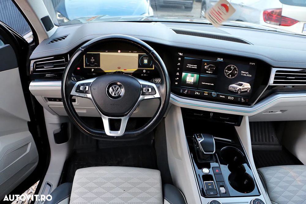 Volkswagen Touareg - 3
