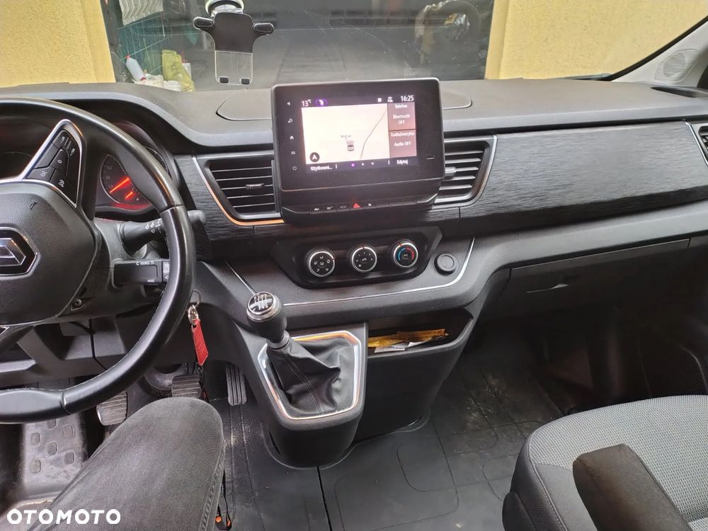 Renault Trafic SpaceClass 2.0 dCi - 8