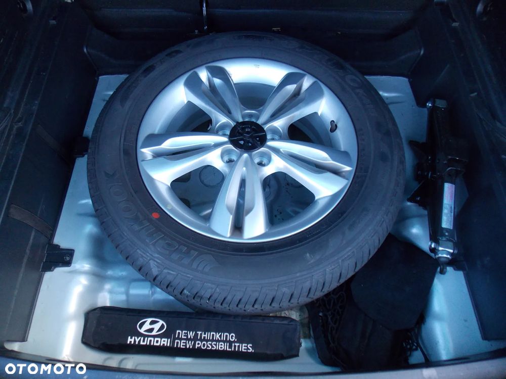 Hyundai ix35 2.0 CRDi 4WD Automatik Premium - 23