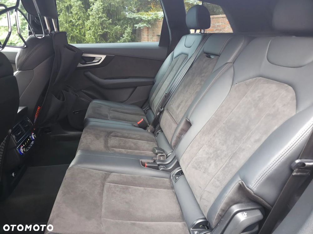 Audi Q7 45 TDI Quattro Tiptronic - 34