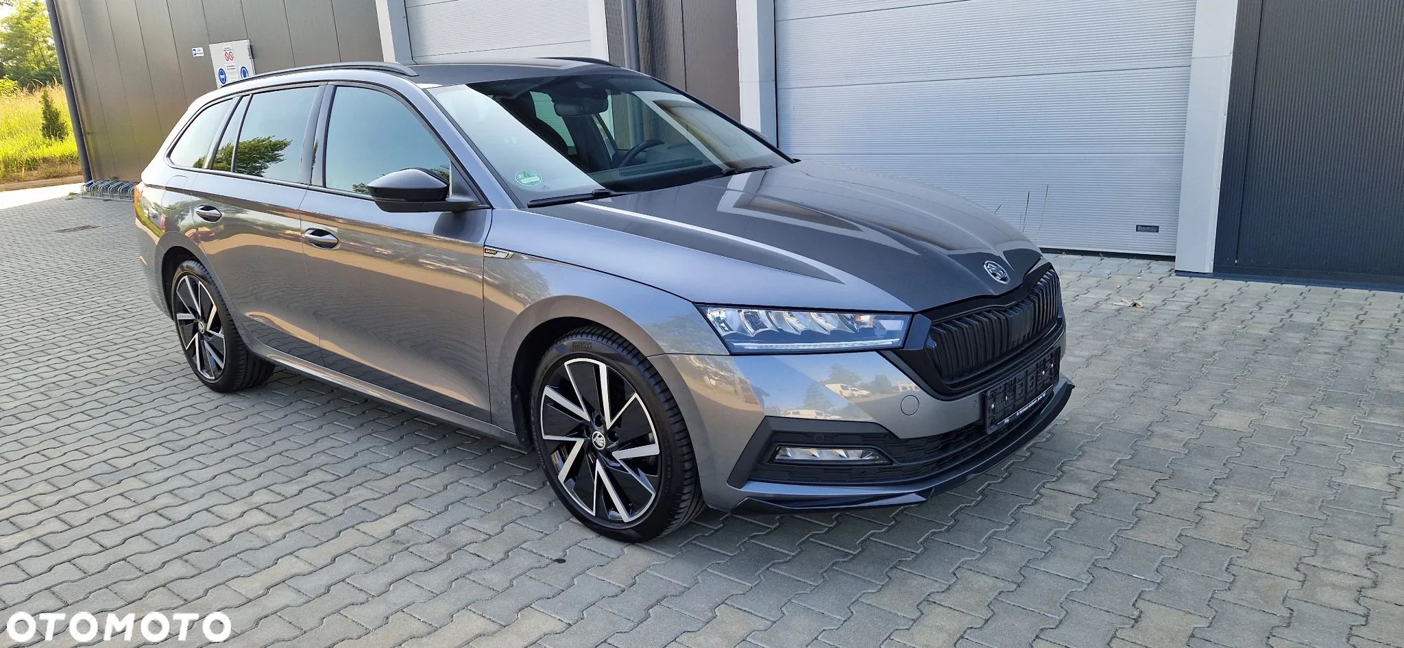 Skoda Octavia 2.0 TDI 4x4 Sportline DSG - 1