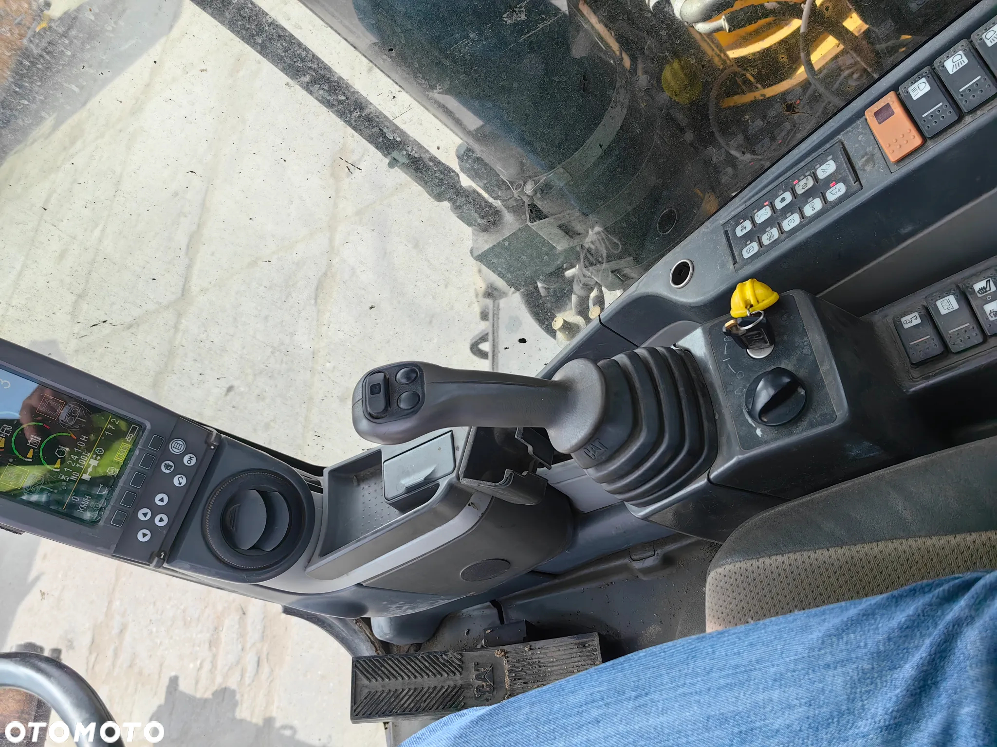Caterpillar M316 D - 9