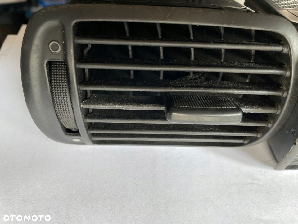 KRATKI NAWIEWU LEWA I PRAWA SEAT AUDI A3 8L0820901 - 11