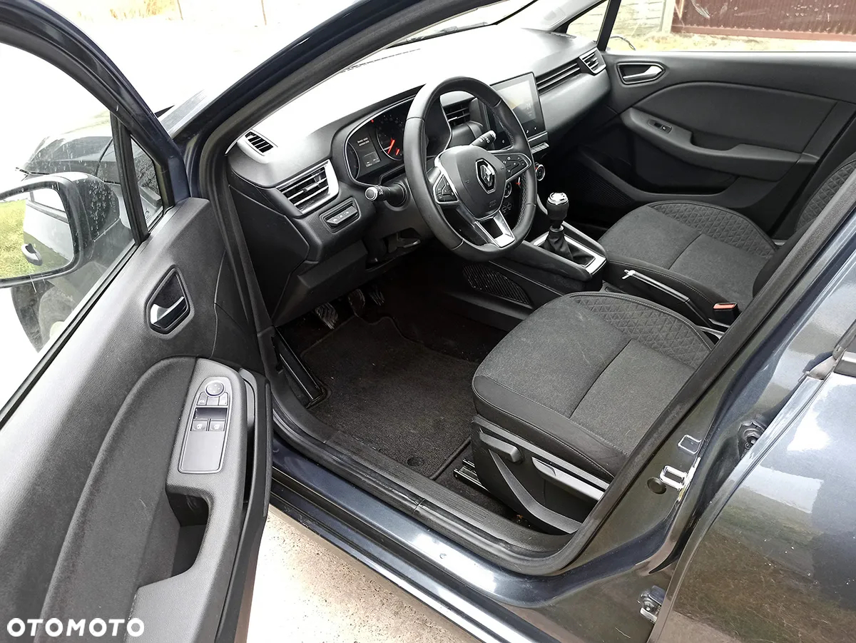 Renault Clio - 5