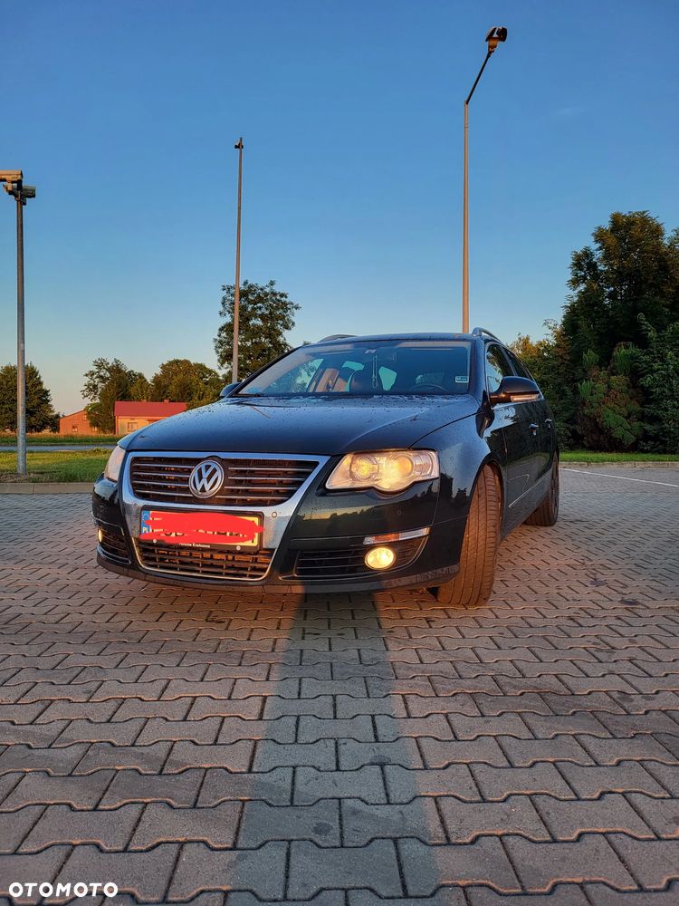 Volkswagen Passat 3.2 V6 FSI 4Motion DSG Highline - 2