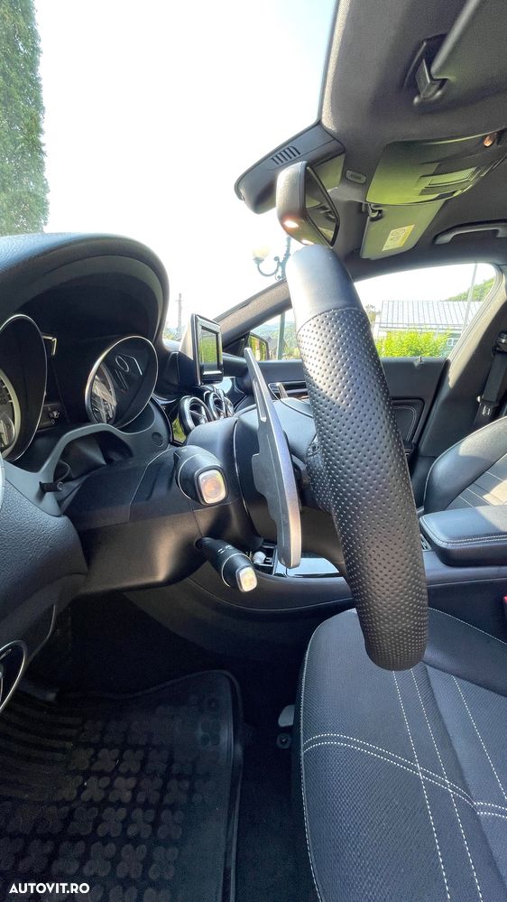 Mercedes-Benz CLA - 11