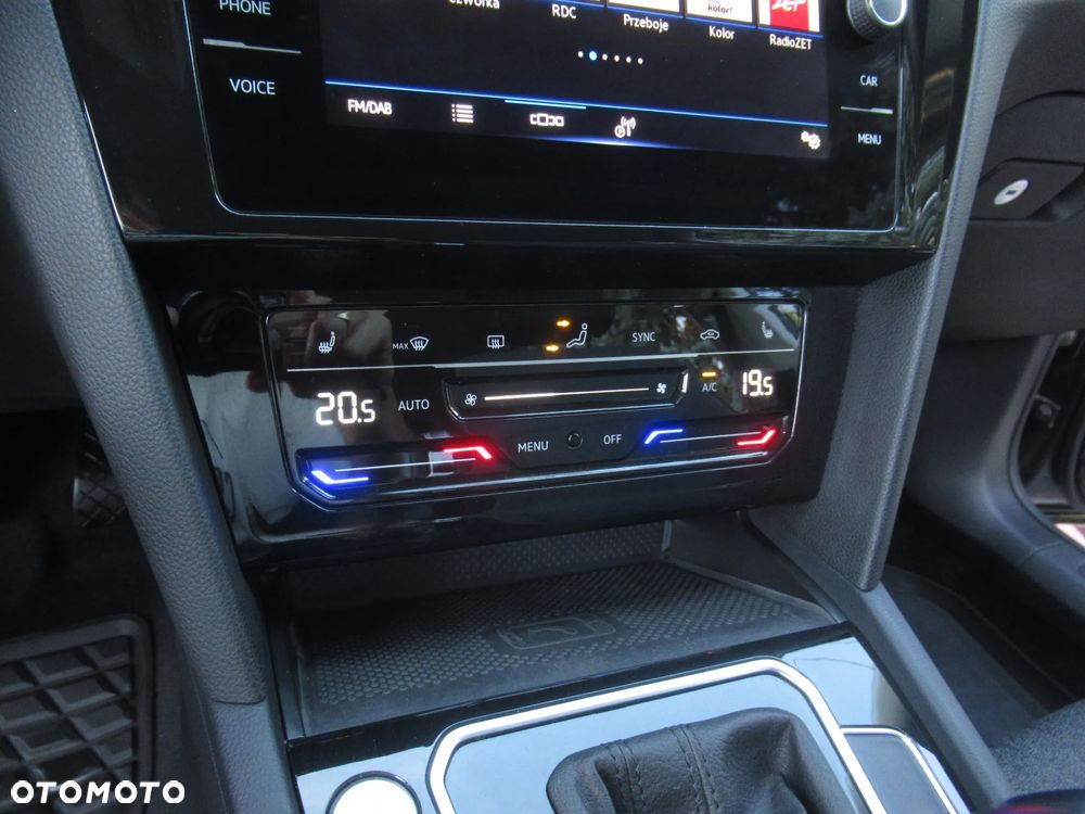 Volkswagen Passat 2.0 TDI EVO Business DSG - 17