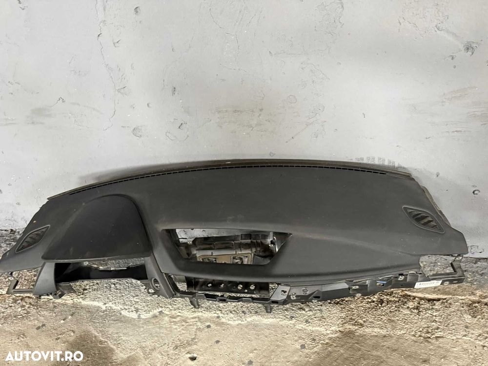 Plansa Bord BMW X1 E84 Facelift - 4