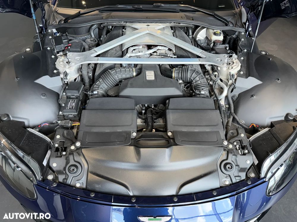 Aston Martin V8 Vantage Standard - 19