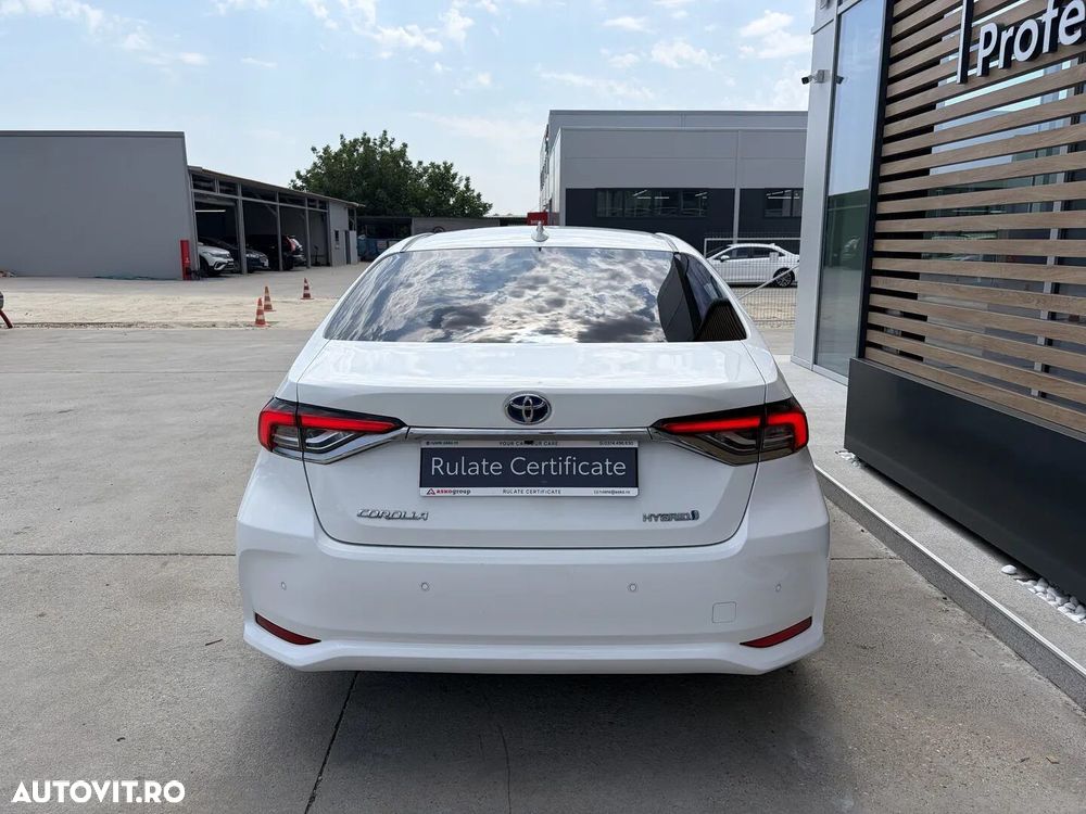 Toyota Corolla 1.8 HSD Exclusive - 6