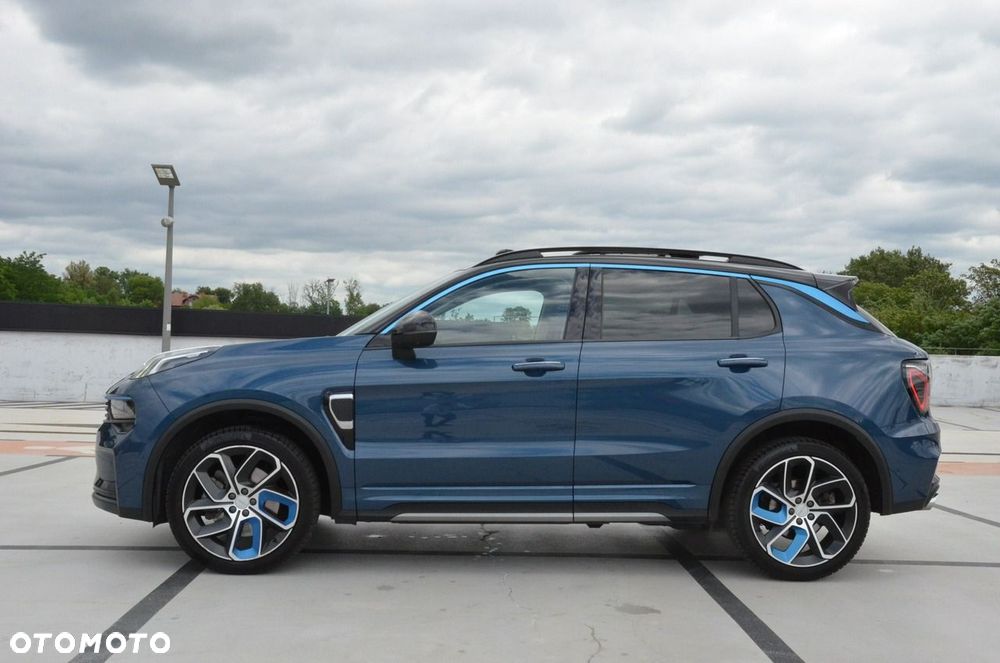 Lynk & Co 01 - 9