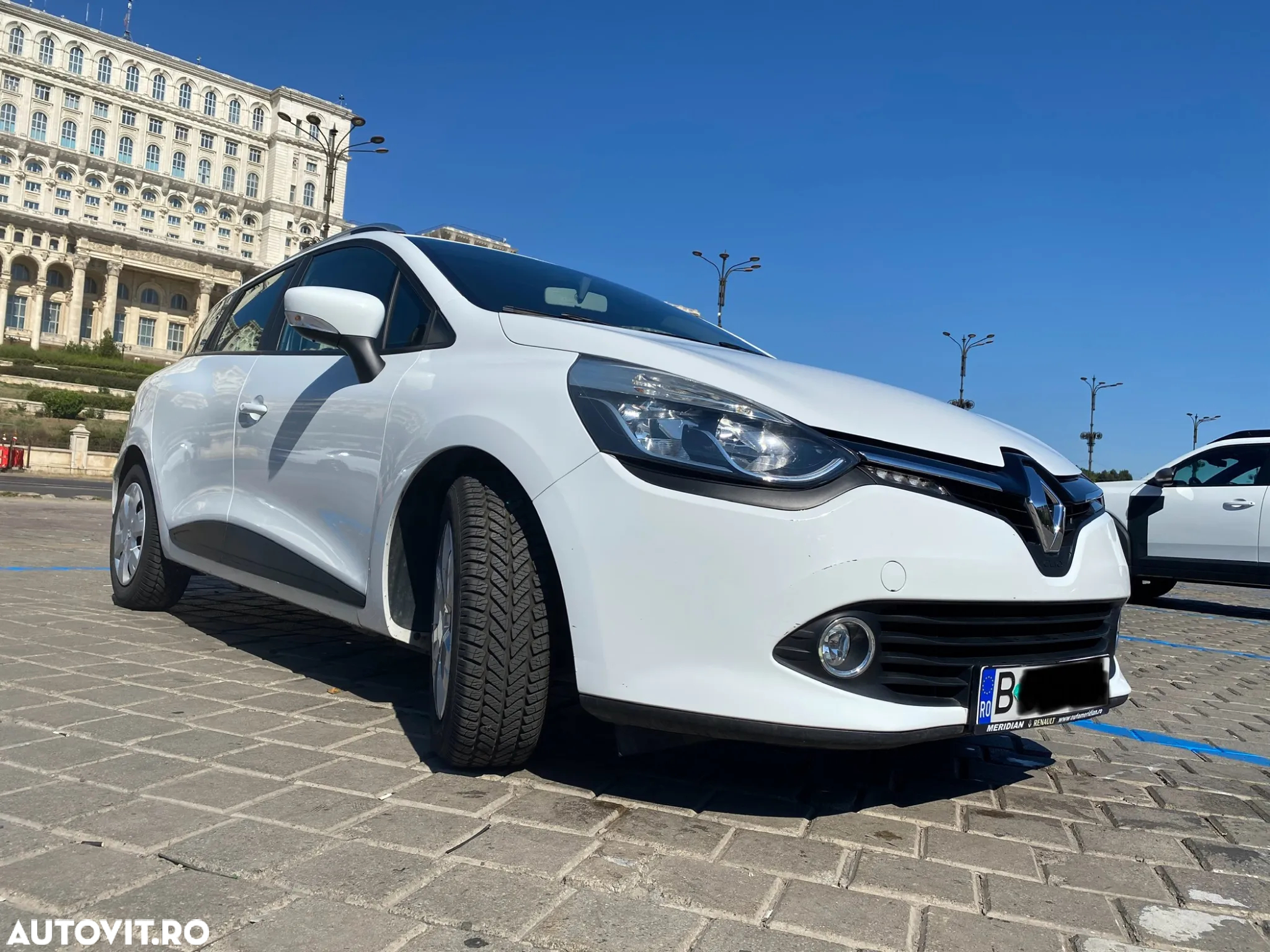 Renault Clio IV 1.2 16V Expression - 2