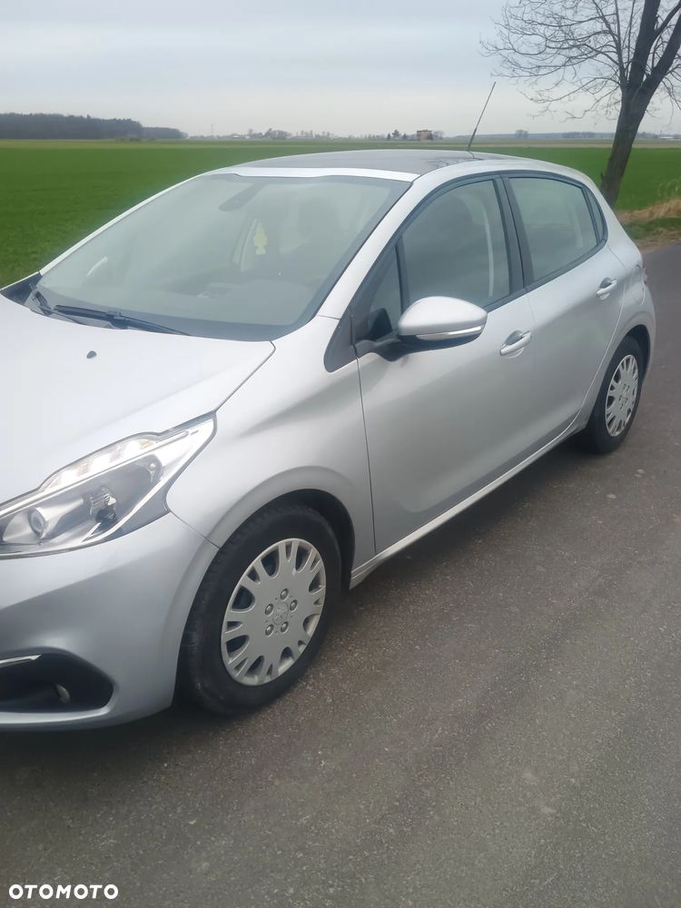 Peugeot 208 PureTech 82 Stop & Start Signature - 1