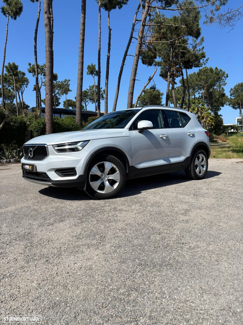 Volvo XC 40 1.5 T3 Momentum Plus Geartronic - 2