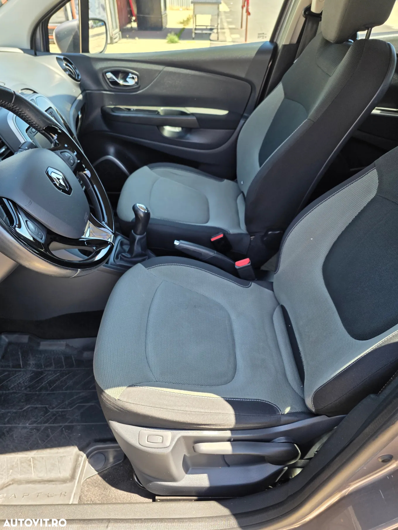 Renault Captur (ENERGY) TCe 90 INTENS - 22