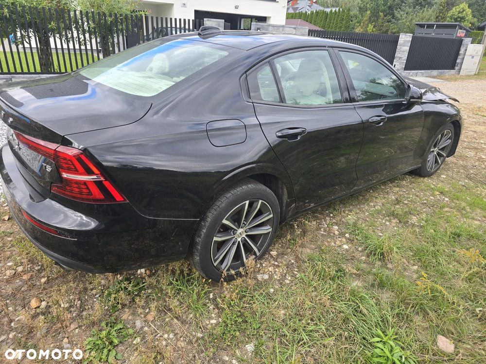 Volvo S60 T5 Momentum Pro - 5