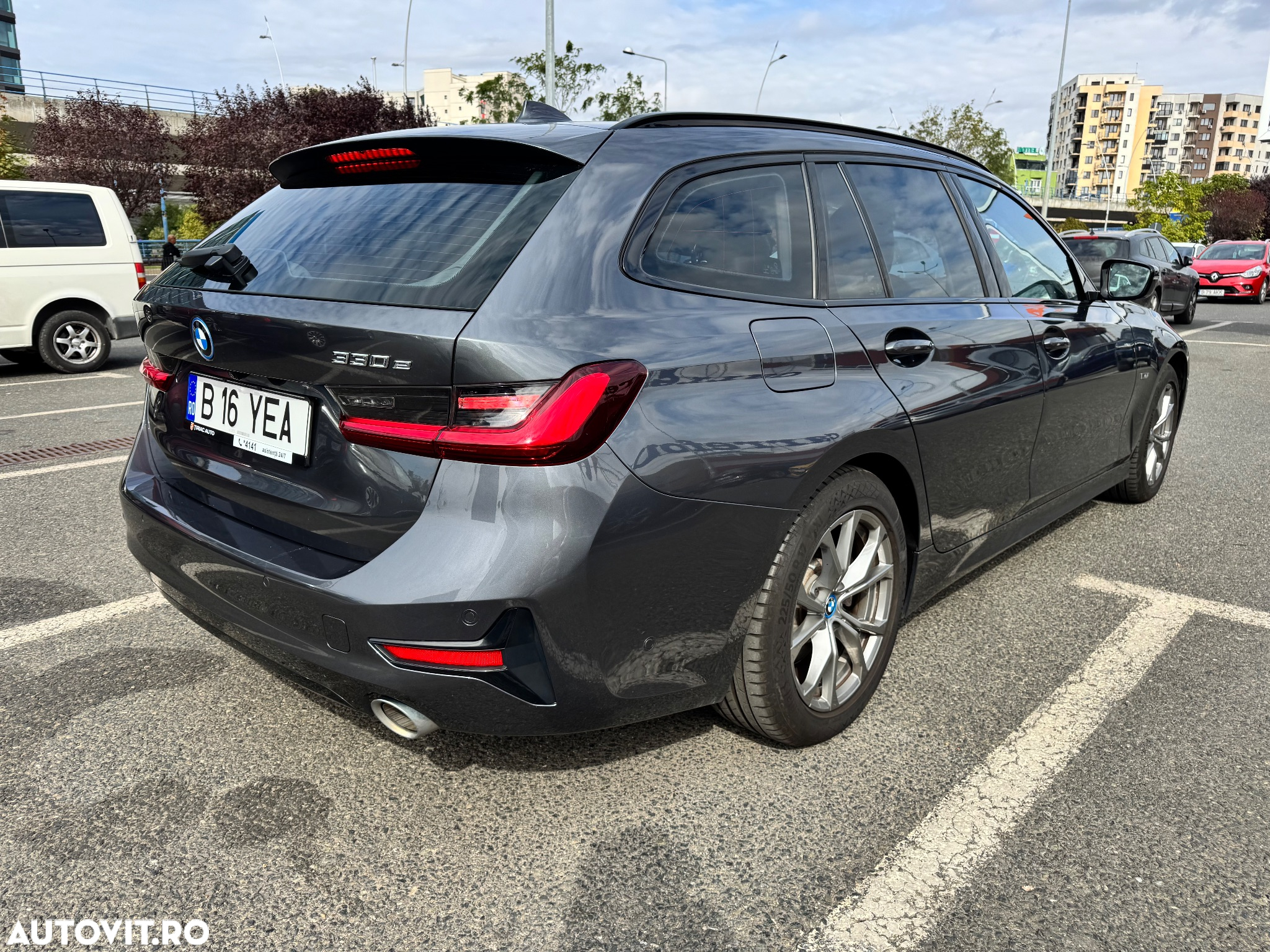 BMW Seria 3 330e Touring Aut. Sport Line - 5
