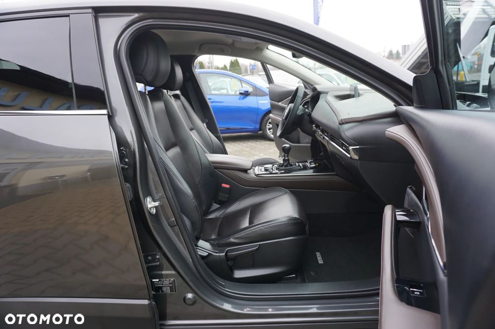 Mazda CX-30 SKYACTIV-X 2.0 M-Hybrid - 28