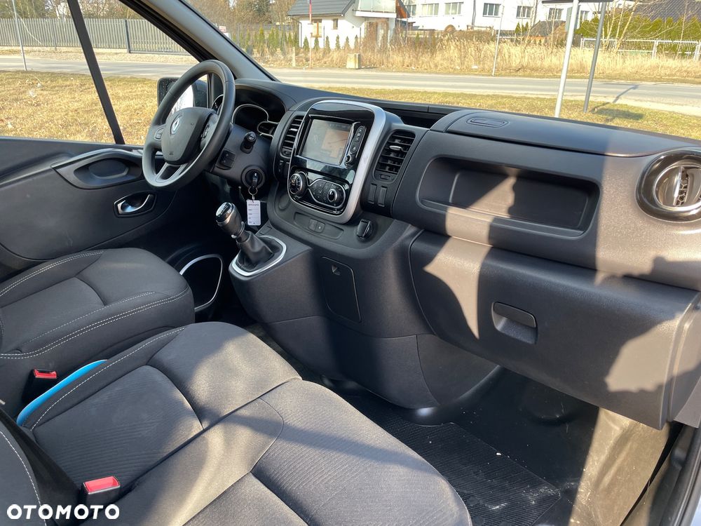 Renault TRAFIC - 10
