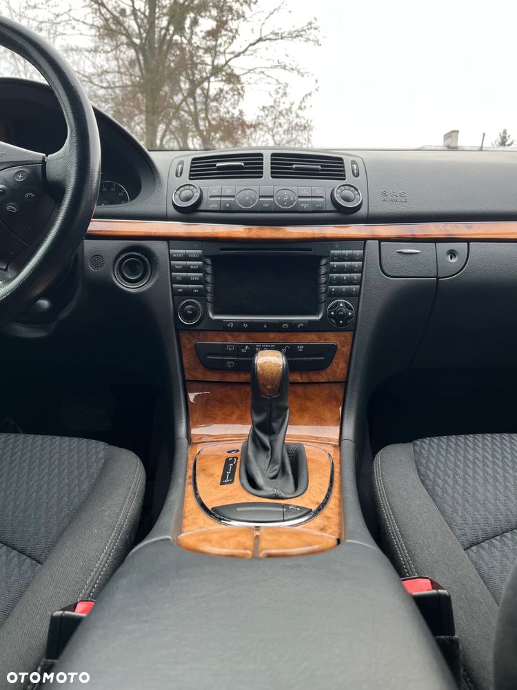 Mercedes-Benz Klasa E 200 Kompressor Automatik Elegance - 5