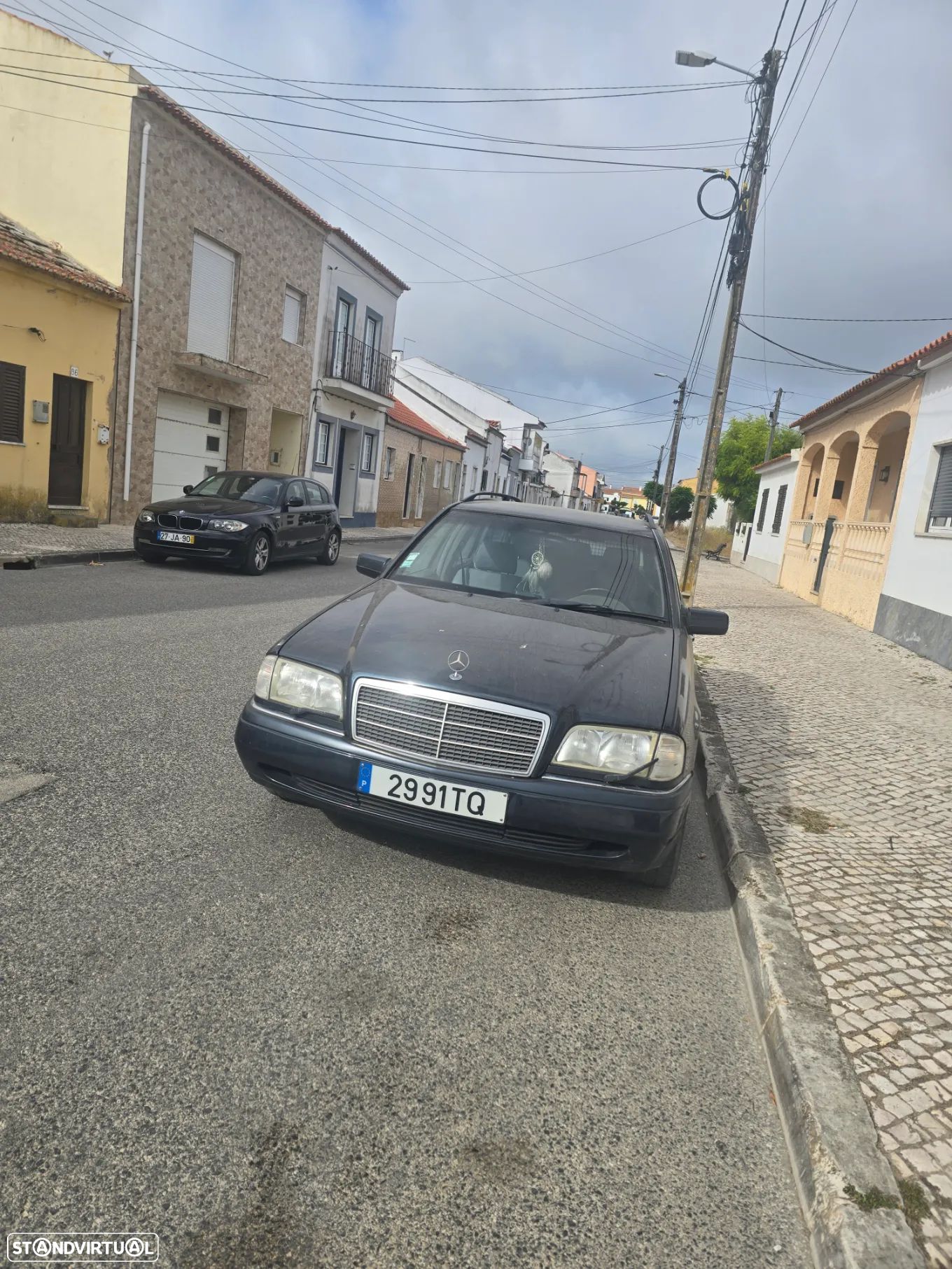 Mercedes-Benz 220 - 1
