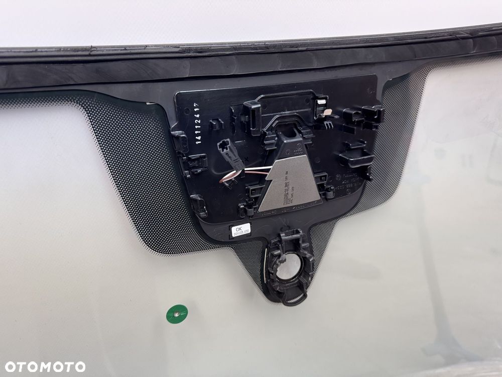Szyba przednia AUDI Q8 2018- 5 DRZWI - 5