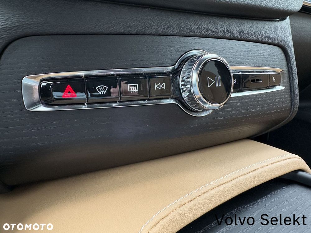 Volvo XC 90 - 18