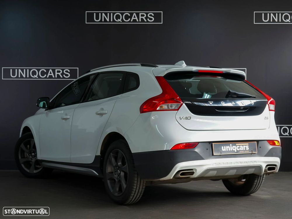 Volvo V40 2.0 D3 Summum Geartronic - 8
