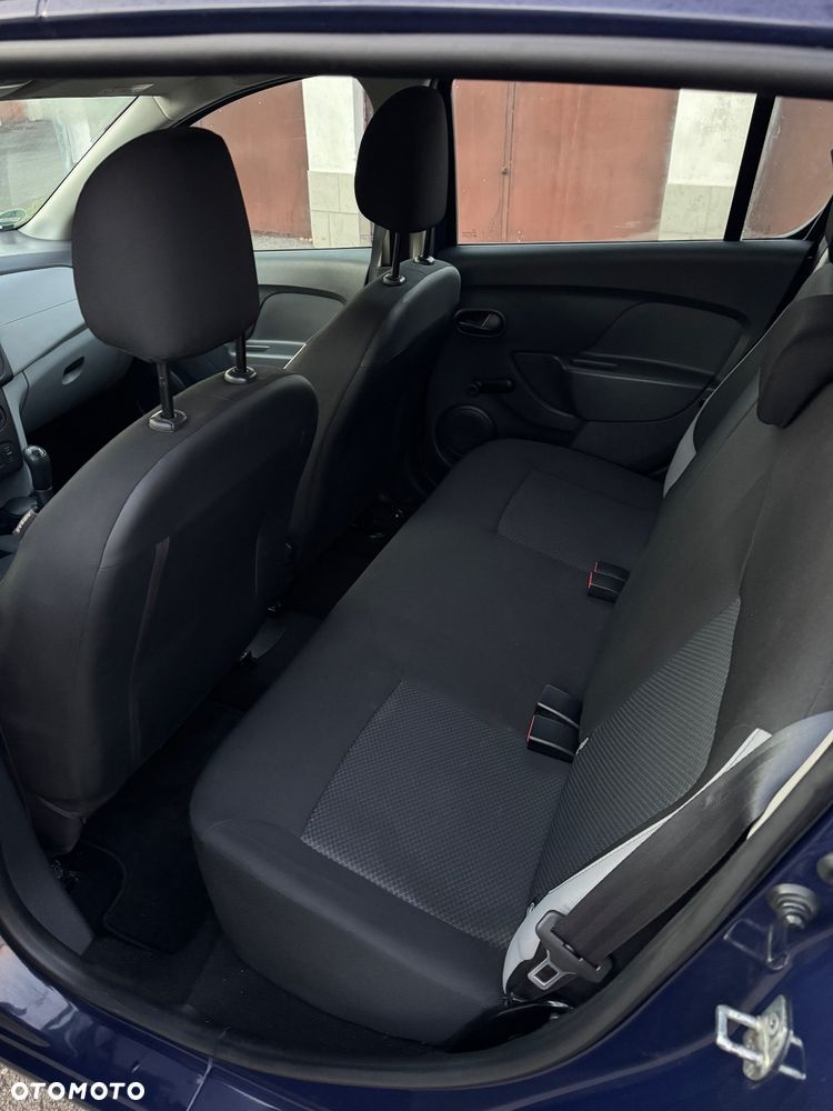 Dacia Sandero 1.2 16V Laureate - 12